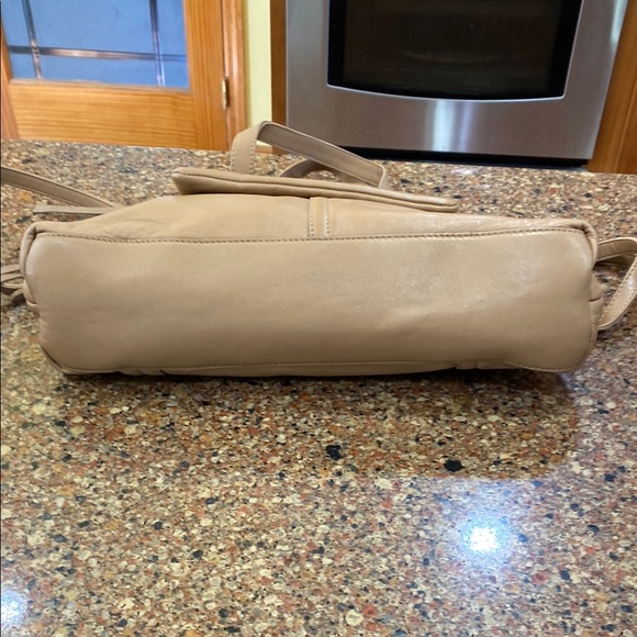 EUC LUCKY BRAND CONVERTIBLE BAG - Picture 2 of 10